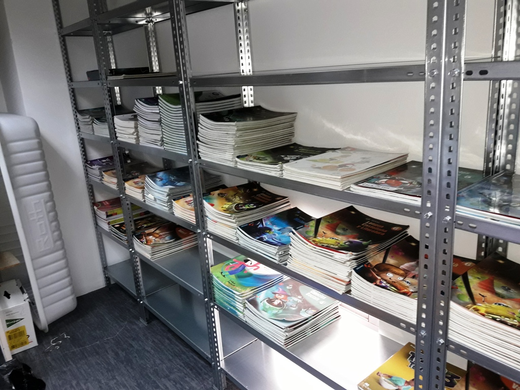 estanteria banco de libros